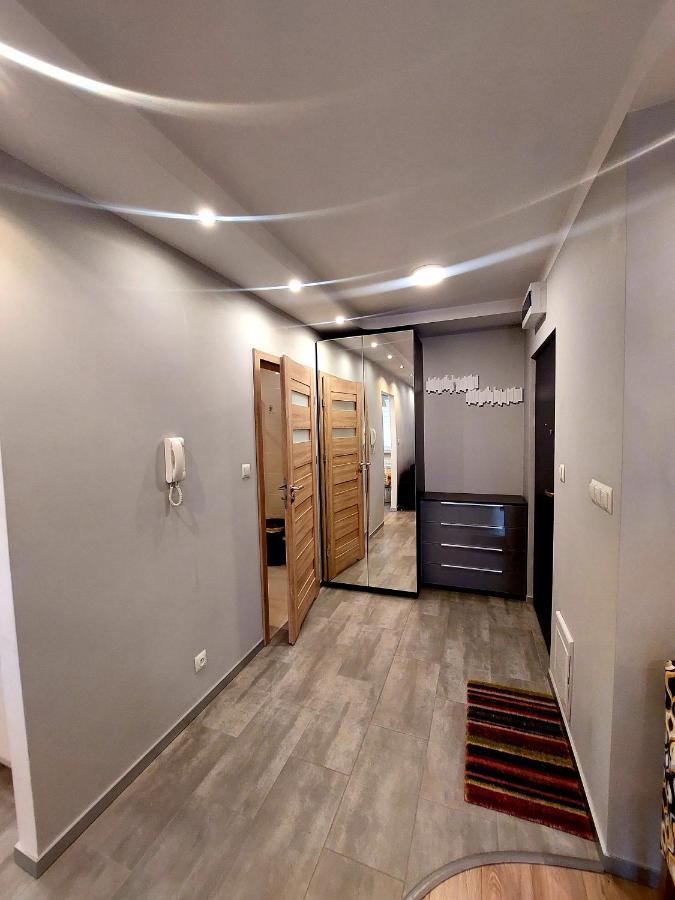 Nowoczesna Kawalerka Apartment Lublin Luaran gambar